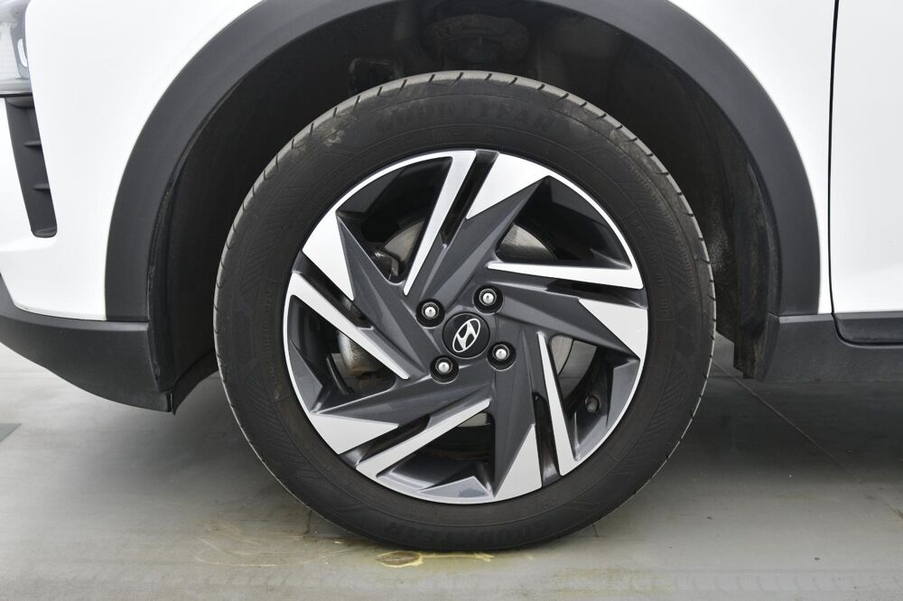 Bayon 1.0 T-GDi 100 DCT-7 Hybrid 48V Intuitive occasion 17130 Montendre