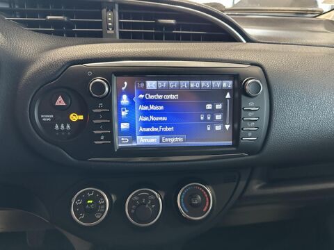 Yaris Design 1.5 - 110 VVT-i - CAM - PHARES AUTOMATIQUES - LANE AS 2018 occasion 25300 Pontarlier