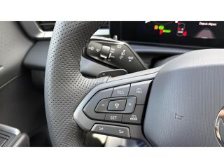 T-ROC 1.5 eTSI 150 DSG R-Line +ATTELAGE+IQ LIGHT+HARMAN KARDON+T.O 2026 occasion 81580 Soual