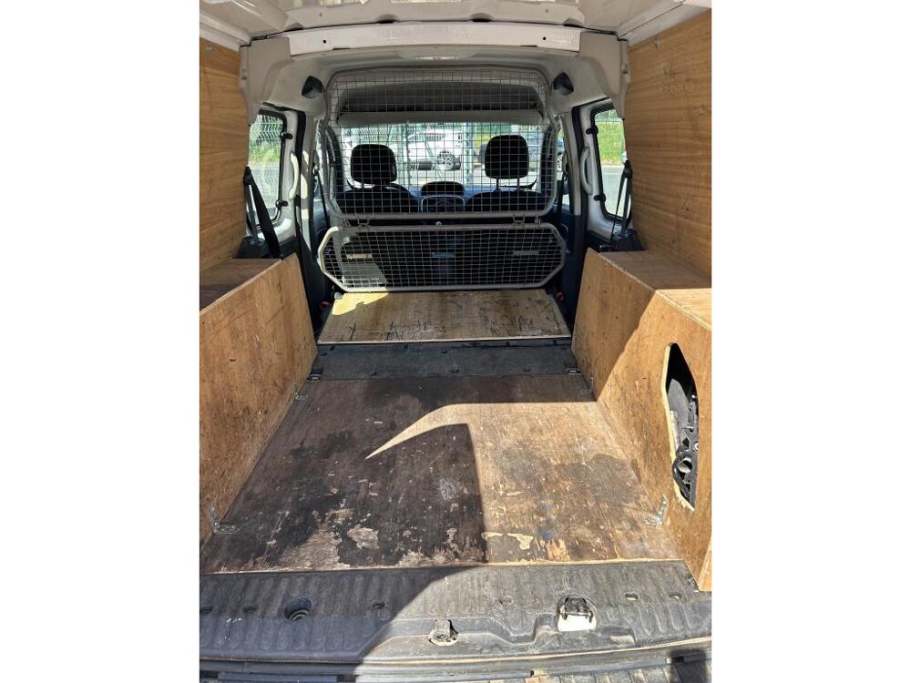 Kangoo Express EXPRESS MAXI CABINE APPRO 1.5 BLUEDCI 95 ch GRAND CONFORT 4 2021 occasion 44700 Orvault