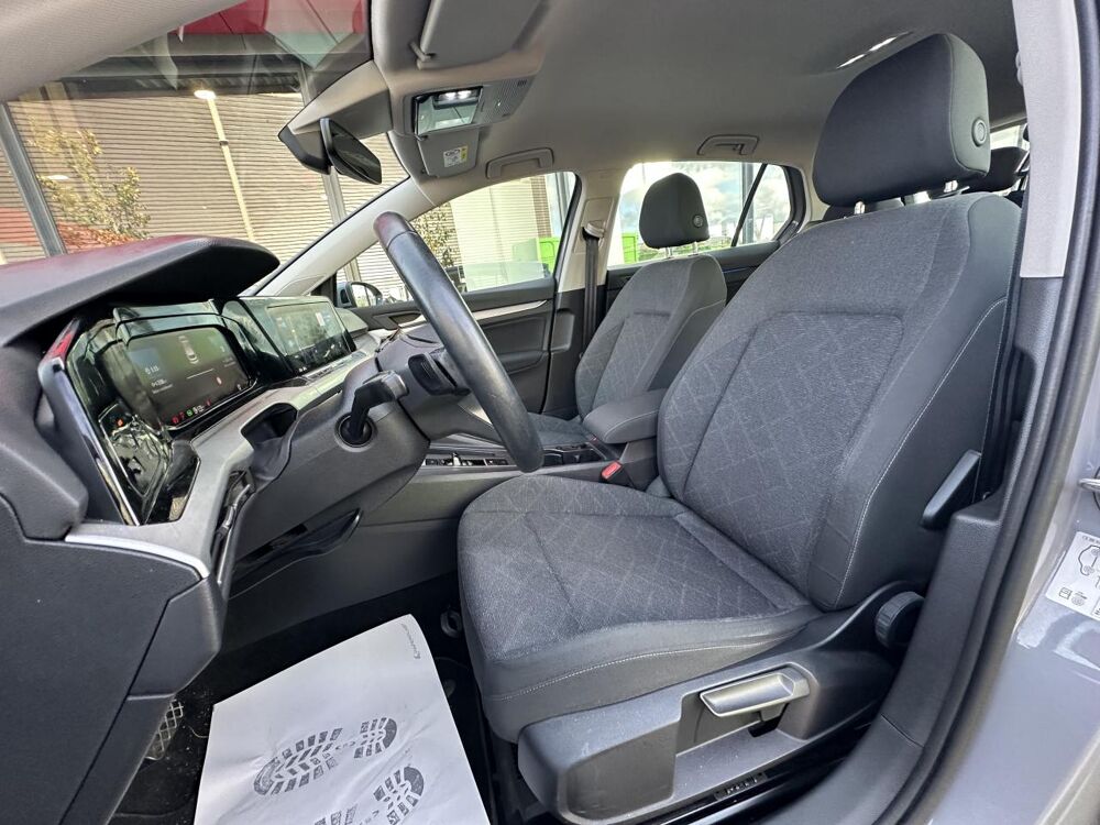 Golf 1.5 eTSI OPF - 150 - BV DSG 7 VIII BERLINE Life 1st PHASE 1 2020 occasion 25300 Pontarlier