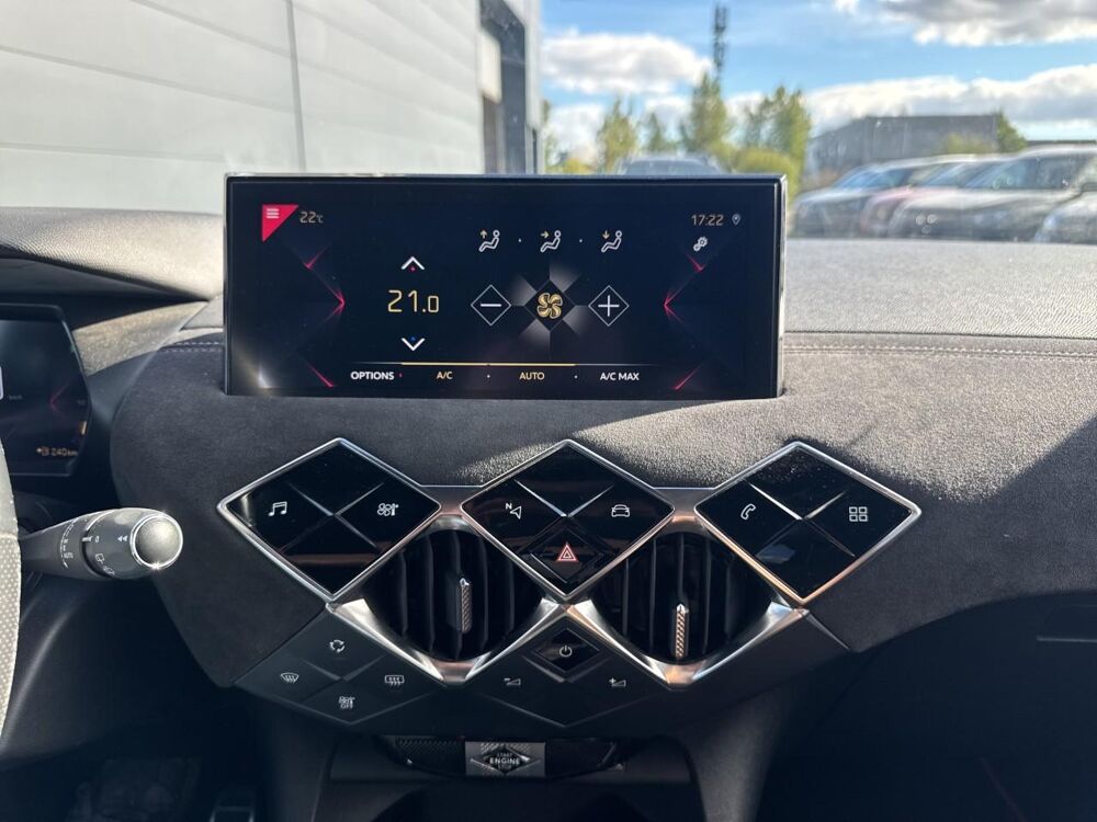 DS3 Bluehdi 100 performance line 2019 occasion 85150 Les Achards
