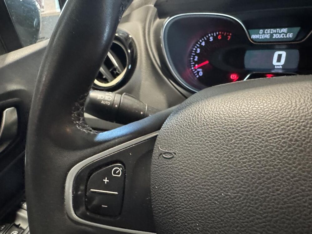 Captur 1.3 TCe Sunset - 130 - RADAR AR - REGULATEUR DE VITESSE 2019 occasion 25300 Pontarlier