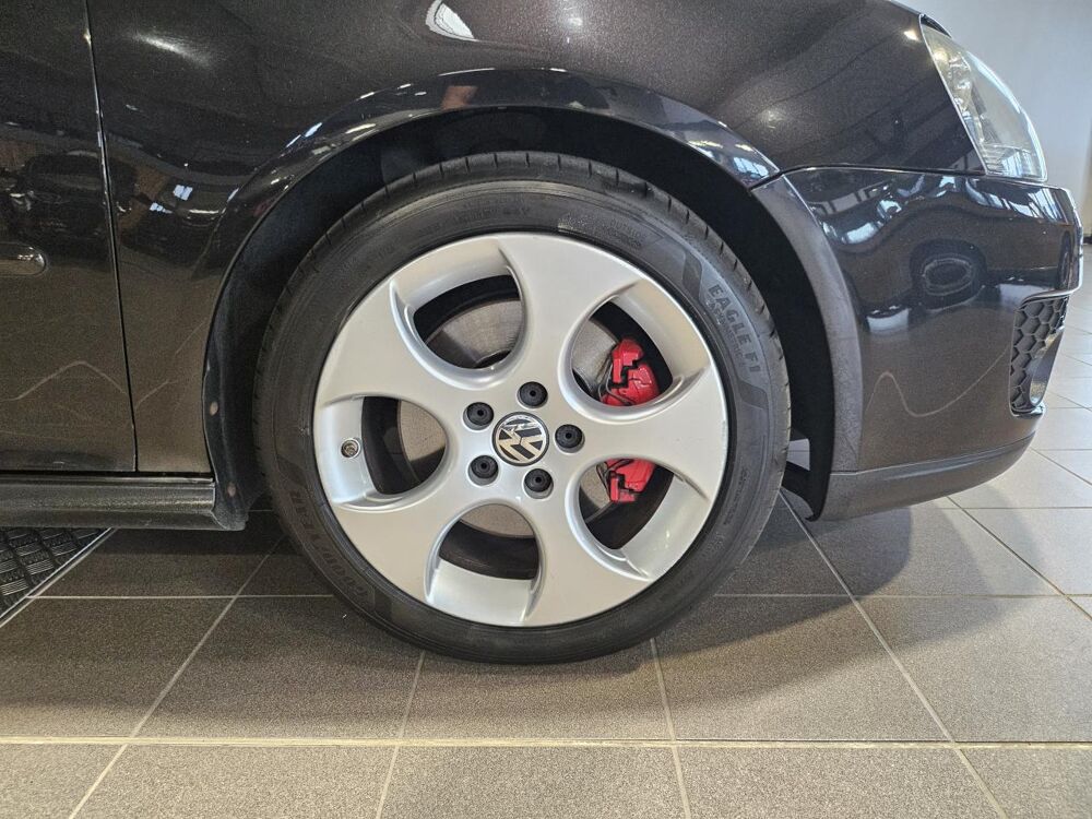 Golf V GTI 2.0 16V TFSI 200 2005 occasion 26000 Valence