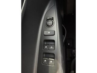 Stonic 1.0 T-GDI 120ch MHEV ACTIVE BUSINESS HYBRIDE 2022 occasion 44700 Orvault