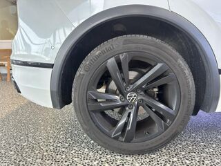 Tiguan 2.0 TDI 150 BLACK R-LINE DSG BVA - GARANTIE 12 MOIS 2021 occasion 16000 Angoul&ecirc;me