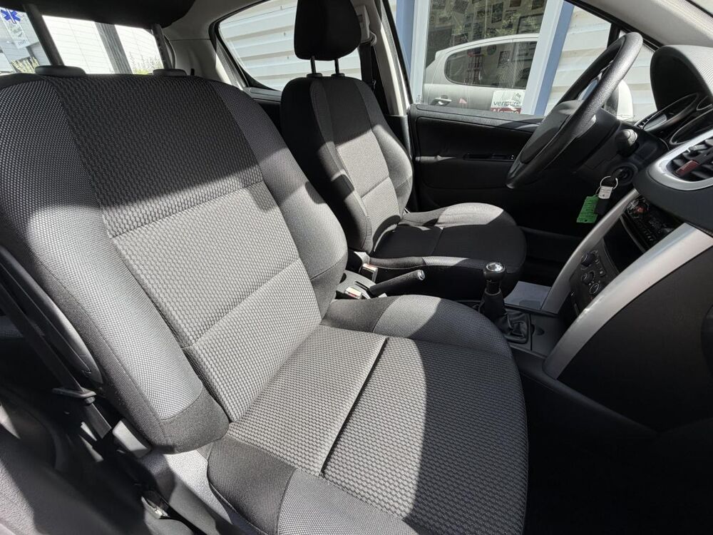 207 1.4 HDi BERLINE Access 2012 occasion 35780 La Richardais