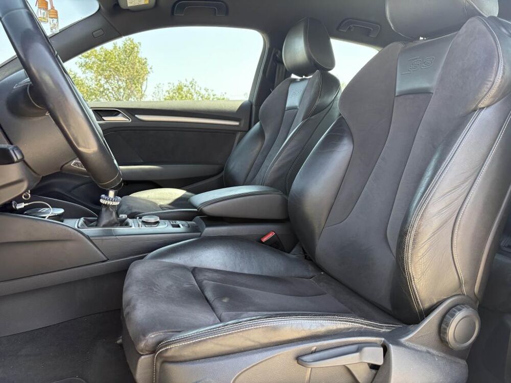 S3 Quattro 2.0 TFSI - 300 COUPE 2014 occasion 78760 Jouars-Pontchartrain