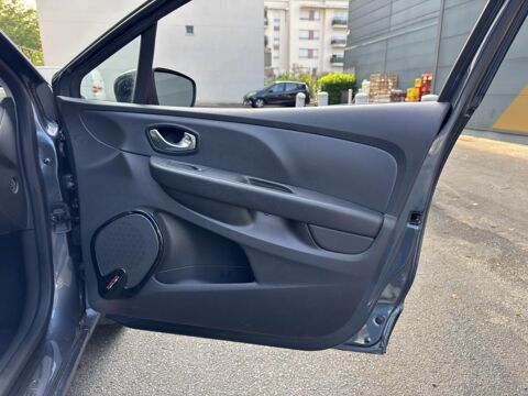 Clio 1.2i 16V - 75 IV BERLINE Limited PHASE 2 2018 occasion 77185 Lognes
