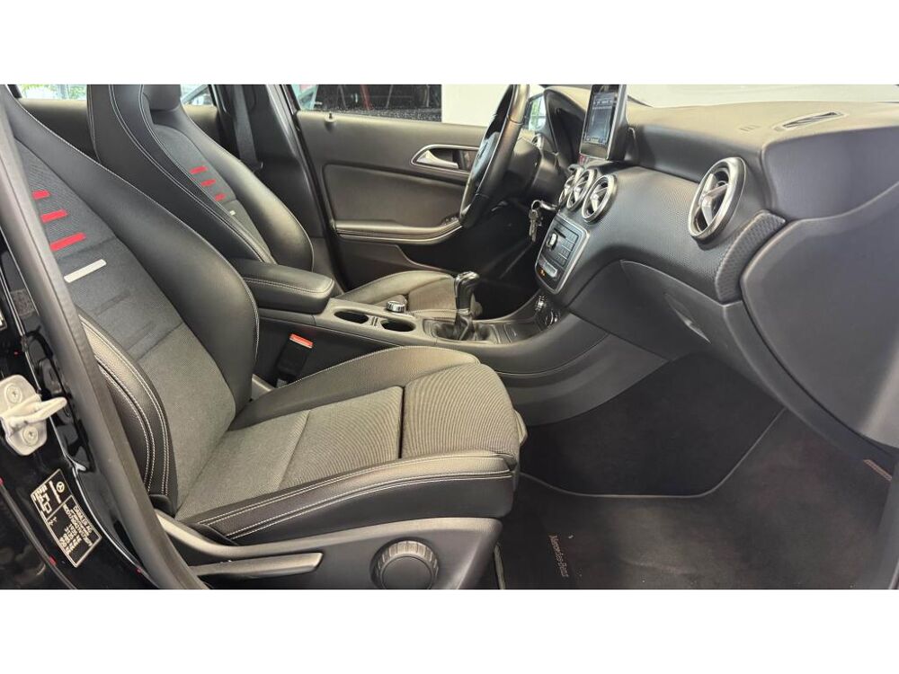Classe A 180 122 ch - Inspiration - 2nde main - Phase 2 - Entretien C 2016 occasion 60740 Saint-Maximin