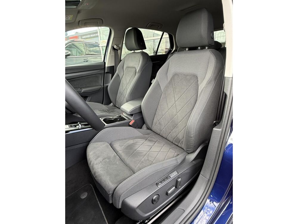 Golf VIII STYLE EHYBRID OPF 204ch DSG6 2023 occasion 44700 Orvault