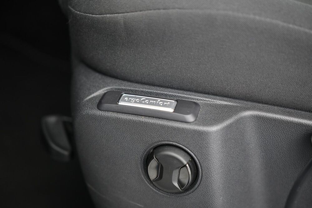 Caddy 2.0 TDI 122 DSG7 LED/CAMERA/ACC/DIGITAL COCKPIT +OPTS 2023 occasion 33620 Cavignac