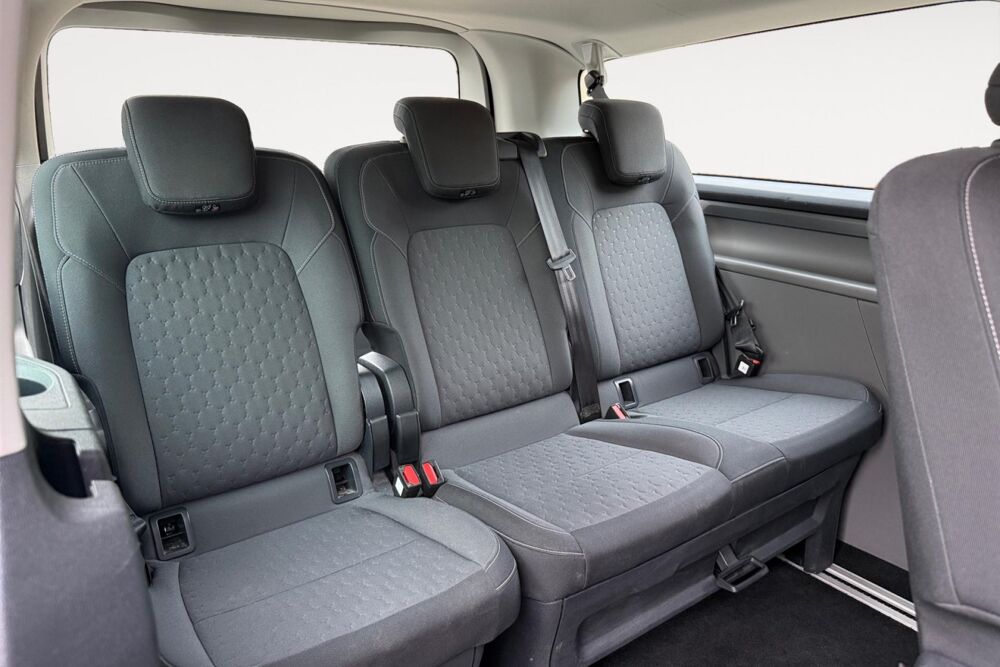 Tourneo VP II 320 L2 2.0 ECOBLUE 150 TITANIUM 9PL BVM6 2024 occasion 38550 Clonas-sur-Var&egrave;ze