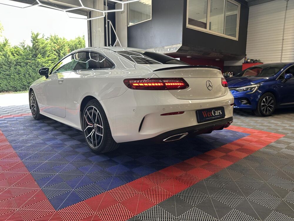 Classe E COUPE 2.0 220 D 195 AMG LINE 4MATIC 9G-TRONIC BVA 2022 occasion 33370 Artigues-pr&egrave;s-Bordeaux