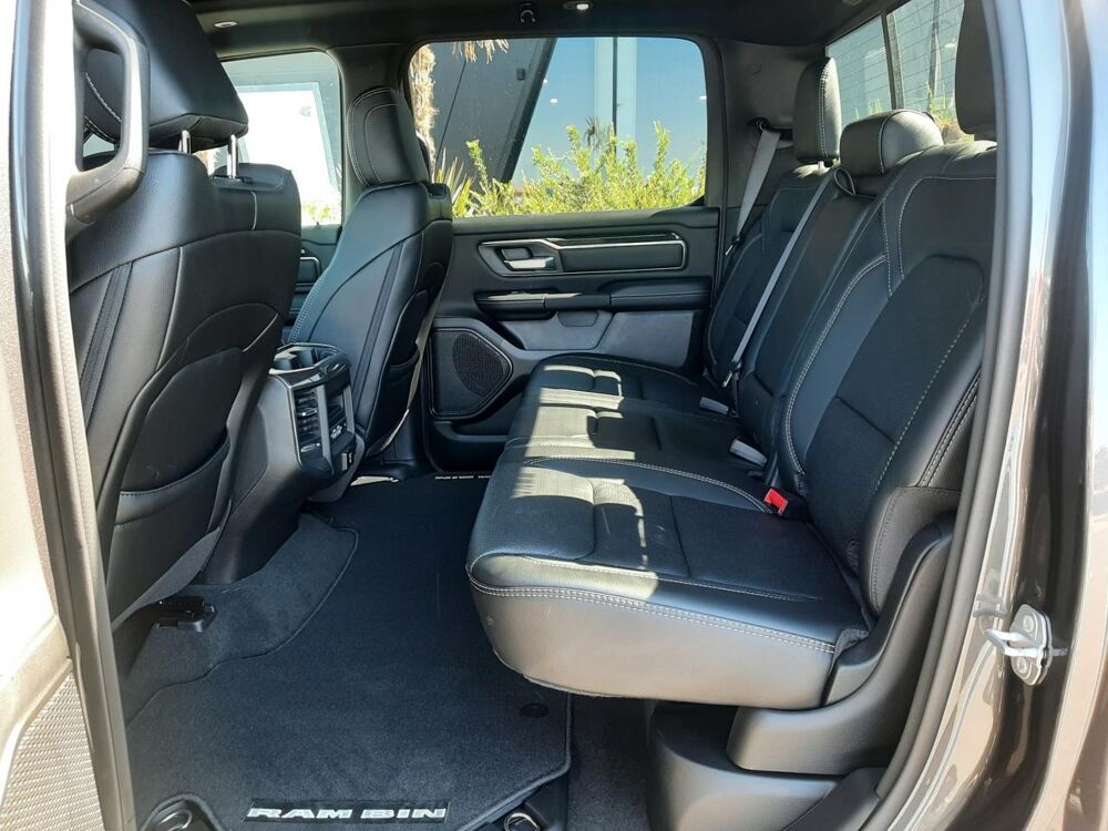 RAM 1500 CREW SPORT NIGHT EDITION 2022 occasion 91830 Le Coudray-Montceaux