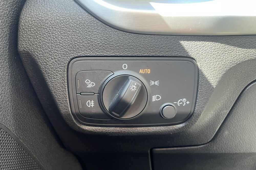 Q2 AUDI 1.5 35 TFSI 150CH - CARPLAY - ENTRETIEN SUIVI 2019 occasion 78760 Jouars-Pontchartrain