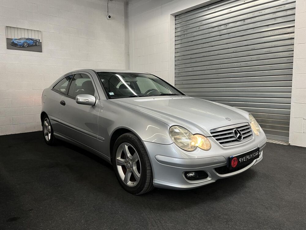 Classe C MERCEDES SPORTCOUPE 2.2 200 CDI 120 SPORT occasion 02000 Laon