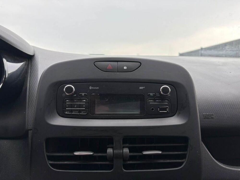 Clio IV - 1.5l dCi - 75ch - Life Phase 1 - Garantie 12 mois 2016 occasion 76710 Eslettes
