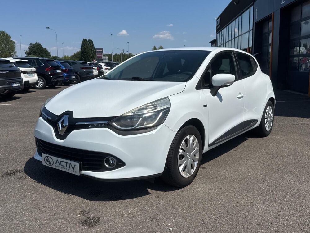 Clio IV 0.9 tce 90 trend eco 2015 occasion 85150 Les Achards
