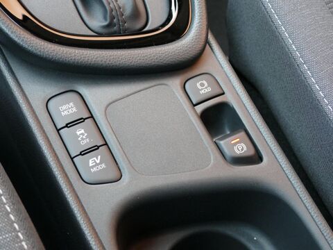 Yaris IV HYBRID 116H DESIGN - BV e-CVT 2025 occasion 77090 Coll&eacute;gien