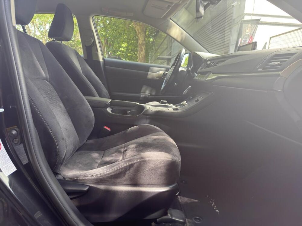 CT 200h - BV E-CVT 200H F Sport PHASE 2 2016 occasion 77185 Lognes