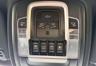 RAM 1500 CREW LIMITED NIGHT EDITION BOX HAYON MULTI V8 5,7L 2026 occasion 91830 Le Coudray-Montceaux