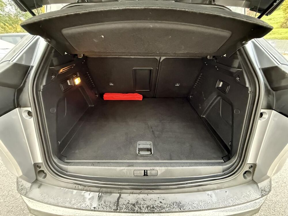 3008 Hybrid - 225 - BV e-EAT8 Allure Pack TVA RECUPERABLE + GPS + 2021 occasion 19100 Brive-la-Gaillarde
