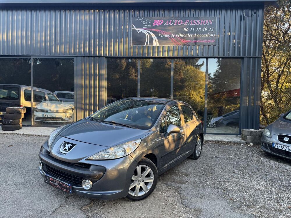 207 1.4 HDi BERLINE Premium / jantes alu / 90000km / reprise po 2008 occasion 30260 Orthoux-S&eacute;rignac-Quilhan