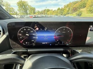 Classe GLA 200d - BV 8G-DCT 150ch AMG Line Pack Premium plus SUIVI MERC 2023 occasion 19100 Brive-la-Gaillarde