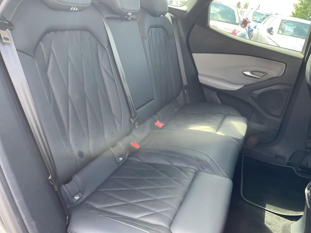 Explorer 170 standard range 77kwh pack premium rwd 2025 occasion 85150 Les Achards