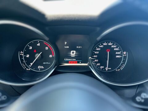 Stelvio BUSINESS 2.2 D - 190CH - BVA - CAM - HAYON ELEC - DNA SELECT 2019 occasion 13760 Saint-Cannat