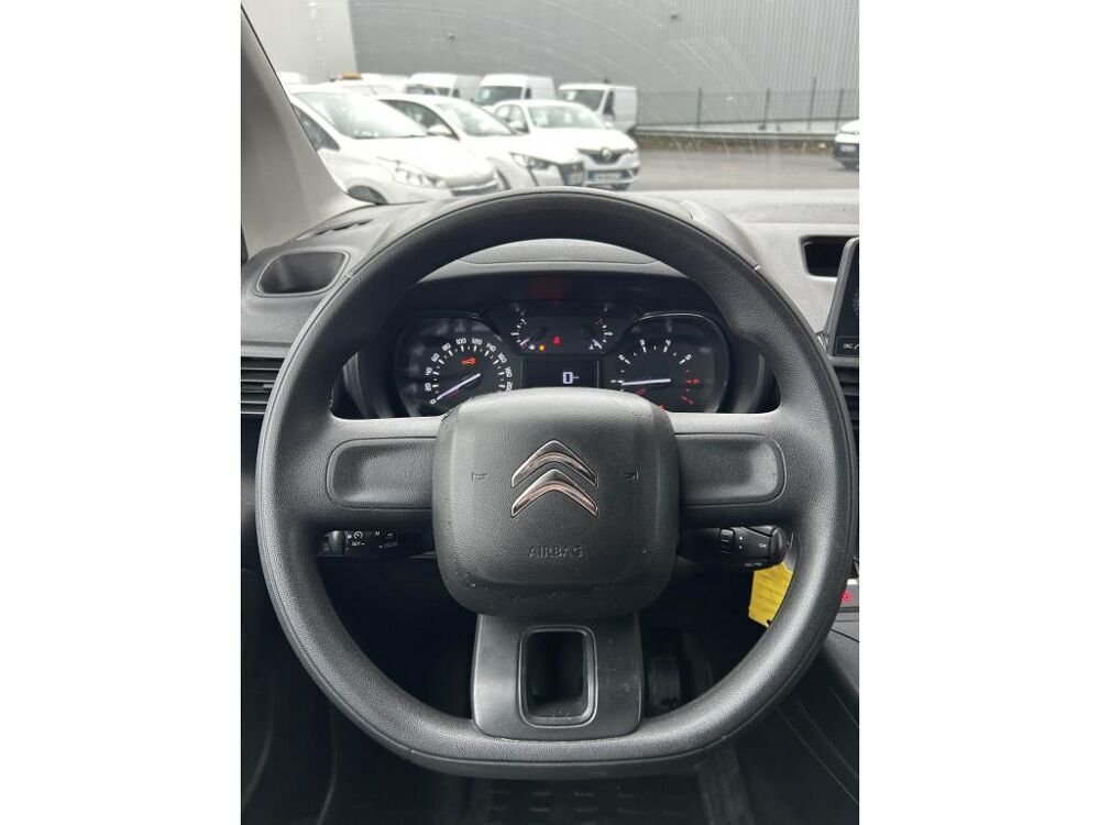 Berlingo 1.5 BlueHDi S&S 100 CH M Worker 1000 kg 3 PLACES 2021 occasion 44700 Orvault