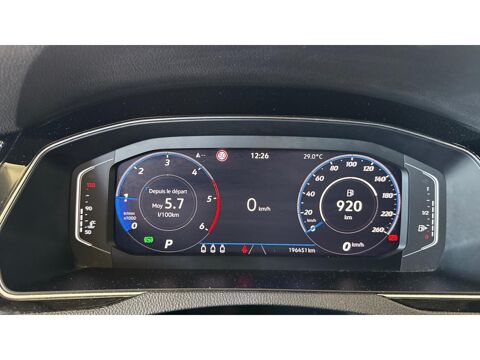 Passat SW 2.0 - 150 - BREAK Elegance / ATTELAGE / CARPLAY / TOIT O 2021 occasion 17600 Saujon