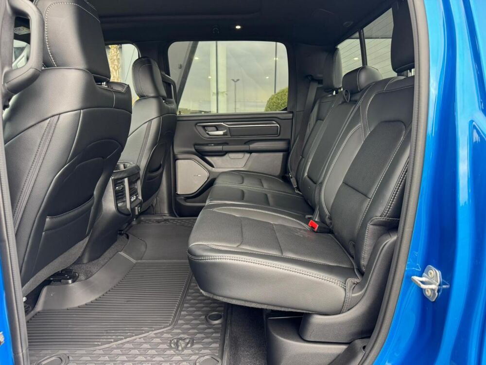 RAM 1500 CREW CAB REBEL 2025 occasion 91830 Le Coudray-Montceaux