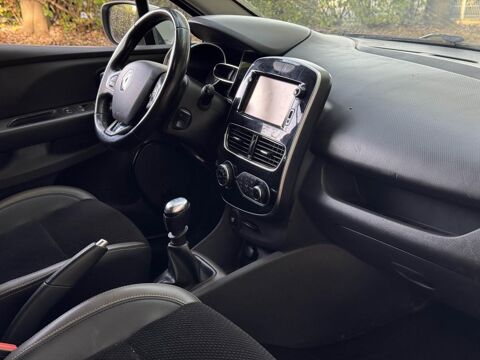 Clio Estate 1.2 Energy TCe - 120 IV ESTATE BREAK Intens PHASE 2 2018 occasion 77185 Lognes