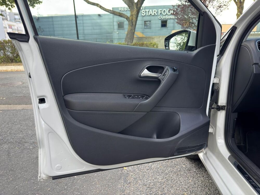 Polo 1.2 TSI - 105 V 6R Life 2013 occasion 77185 Lognes