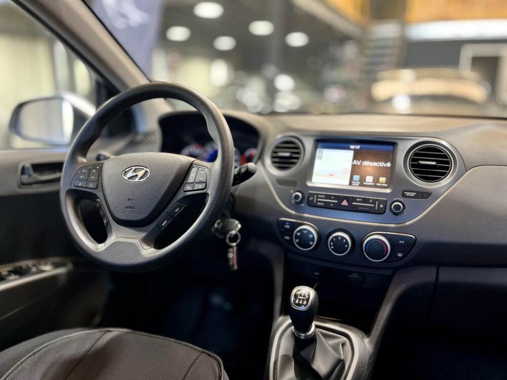i10 1.0 INTUITIVE S&S - CLIM - BLUETOOTH - REGULATEUR 2018 occasion 13760 Saint-Cannat