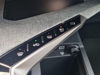 5008 Hybrid 145 gt e-dcs6 2026 occasion 85150 Les Achards