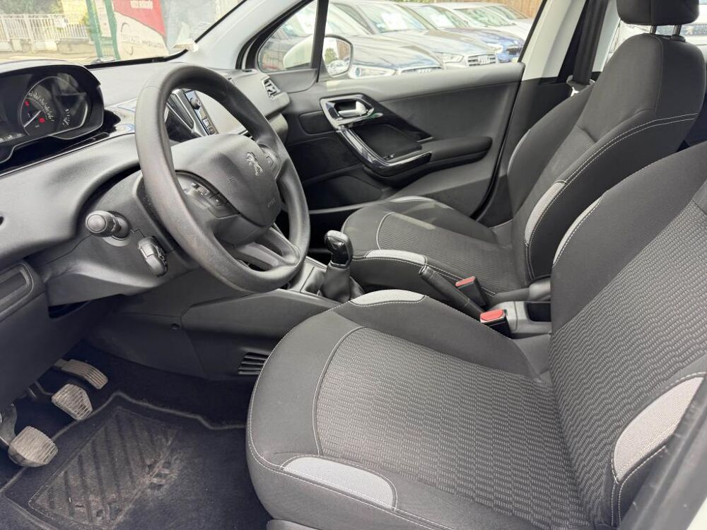 208 1.2i PureTech - 82 Style clim 2016 occasion 19100 Brive-la-Gaillarde