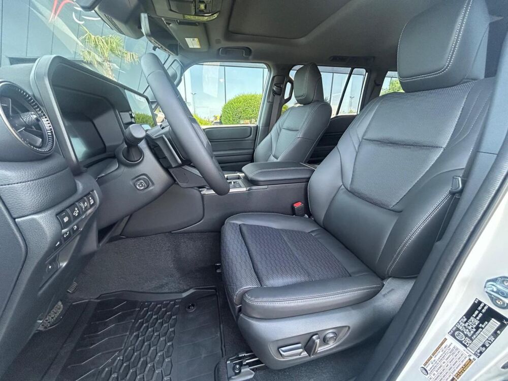 Land Cruiser 4WD WAGON HYBRID 2026 occasion 91830 Le Coudray-Montceaux