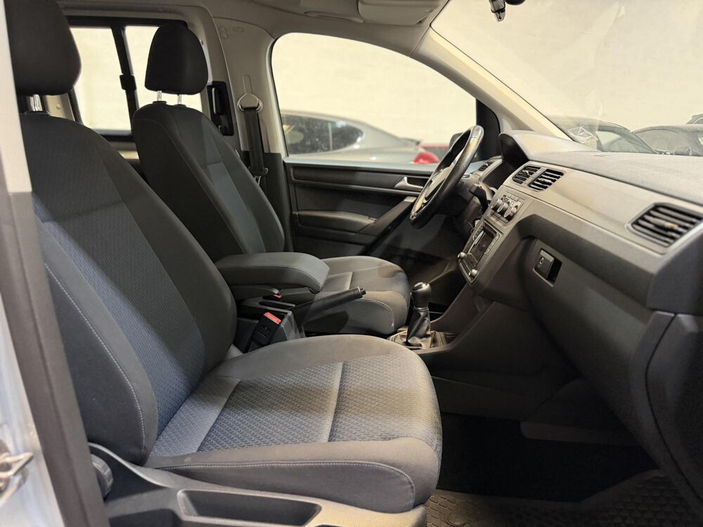 Caddy Maxi 2.0 TDI 102CH 7pl Trendline - GARANTIE 12 MOIS 2019 occasion 94360 Bry-sur-Marne