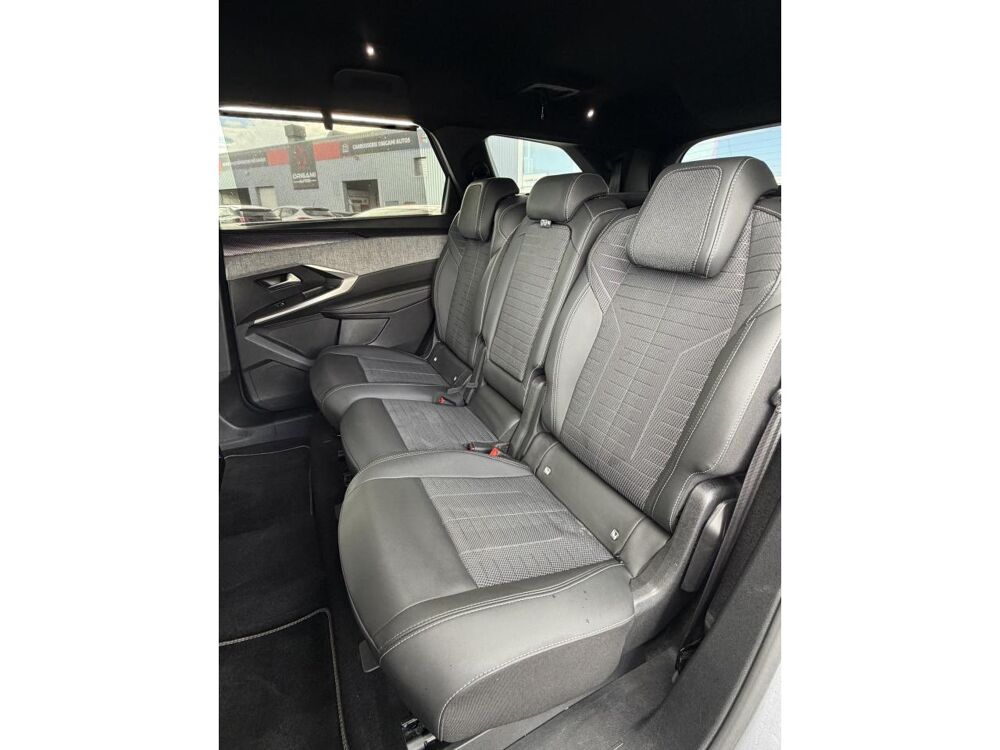 5008 GT HYBRID 136ch E-DCS6 **VISION 360/DRIVE ASSIST PLUS* 2025 occasion 44700 Orvault