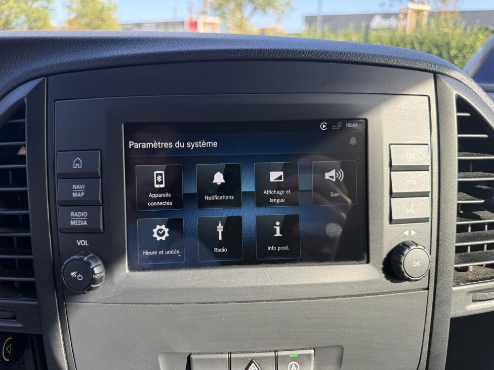 Vito 110 CDI COMPACT FWD FIRST 2021 occasion 49070 Beaucouz&eacute;