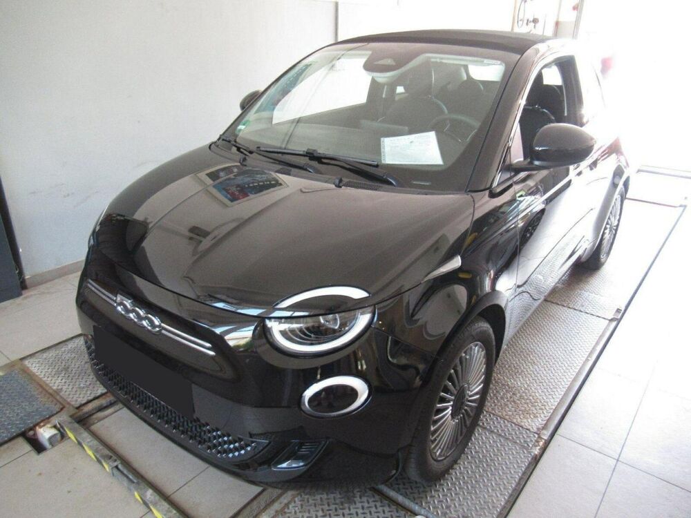 500 E Cabriolet Electrique 95ch 23.8kWh Icone 2024 occasion 35300 Foug&egrave;res