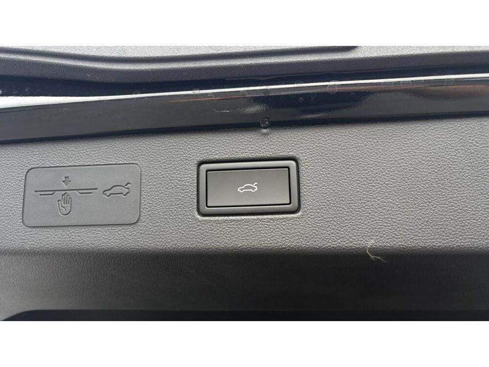 T-ROC 1.5 eTSI 150 DSG R-Line +ATTELAGE+IQ LIGHT+HARMAN KARDON+T.O 2026 occasion 81580 Soual