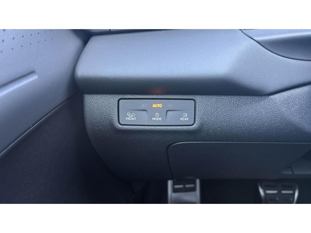 T-ROC 1.5 eTSI 150 DSG R-Line +ATTELAGE+IQ LIGHT+HARMAN KARDON+T.O 2026 occasion 81580 Soual