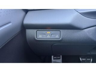 T-ROC 1.5 eTSI 150 DSG R-Line +ATTELAGE+IQ LIGHT+HARMAN KARDON+T.O 2026 occasion 81580 Soual