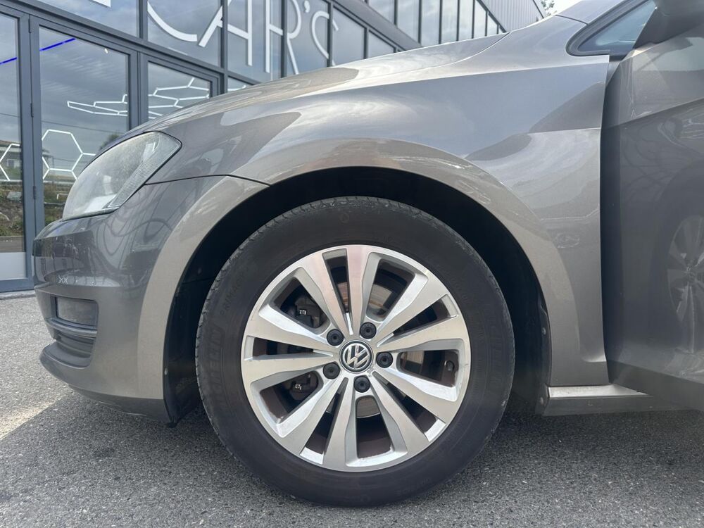 Golf 1.4 16V TSI ACT BlueMotion - 140 VII BERLINE Confortline PH 2014 occasion 33450 Montussan