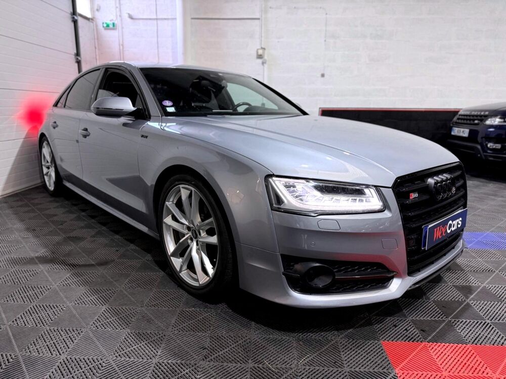 S8 PLUS 4.0 V8 TFSI 605 QUATTRO TIPTRONIC BVA - Toit ouvrant & 2016 occasion 94360 Bry-sur-Marne
