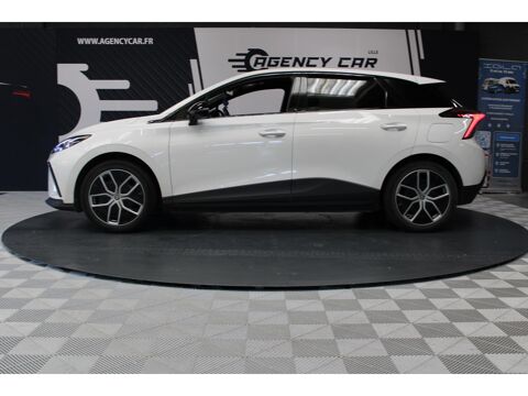 MG4 204 64-2 KWh Luxury Entretien Complet 2023 occasion 59493 Villeneuve-d'Ascq